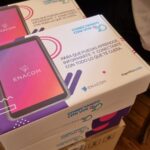 ENACOM Y MUNICIPIO ENTREGARON 270 TABLETS A ALUMNOS DE COLEGIOS  SECUNDARIOS