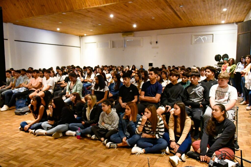 BIBLIOTECA JOSE INGENIEROS (9)