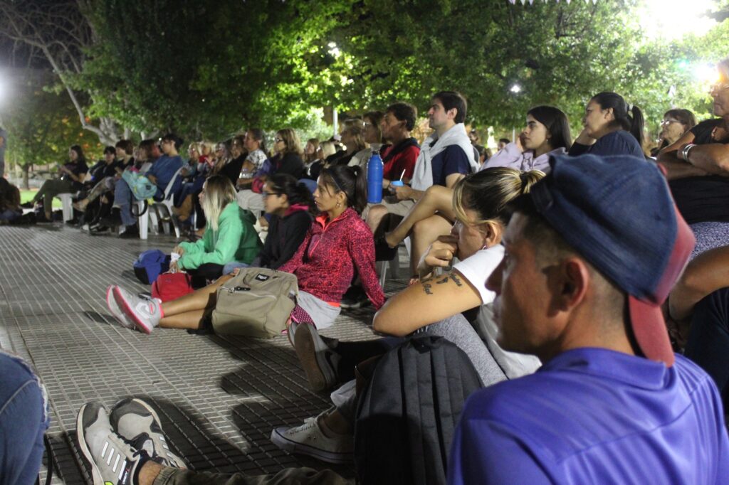 PROYECCION PELICULA 1985 (1)