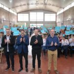 BIANCO Y STADNIK FIRMARON CONVENIO DE ADHESIÓN AL PROGRAMA "PUENTES" Y ENTREGARON 245 NOTEBOOKS