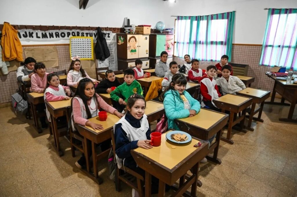 baeducacion_photo_1688730805837.webp
